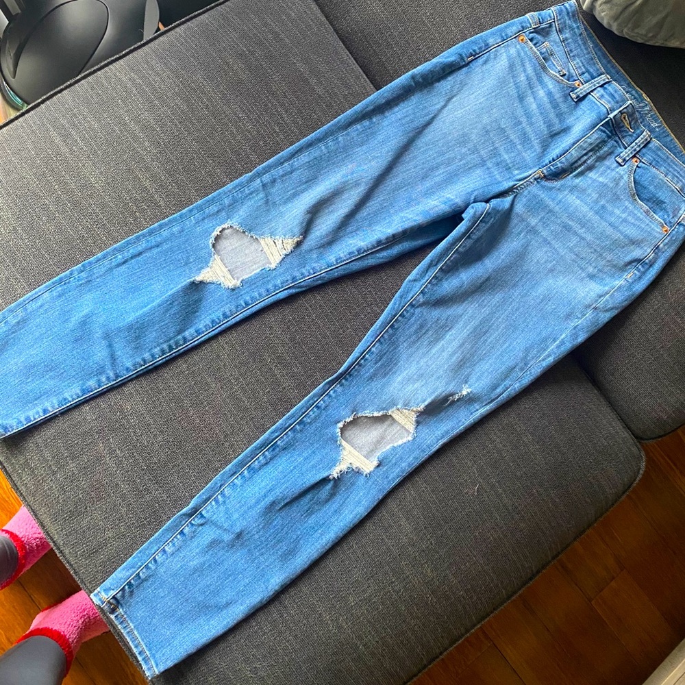 Universal thread jeans